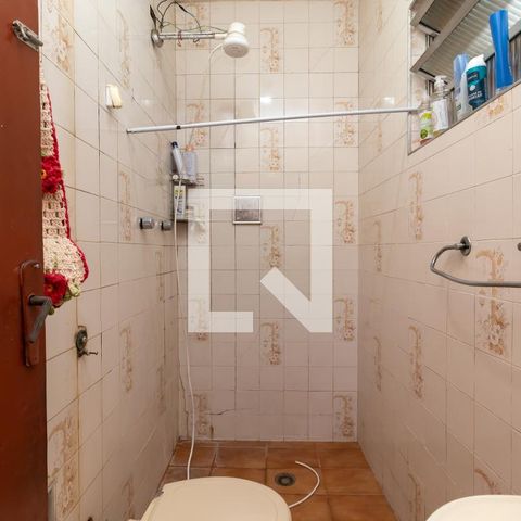 Casa à venda com 110m², 3 quartos e sem vagaBanheiro 2
