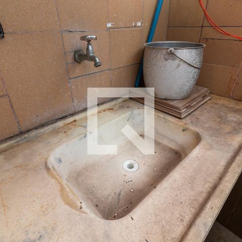 Casa à venda com 110m², 3 quartos e sem vagaÁrea de Serviço