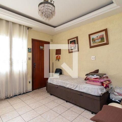 Casa à venda com 110m², 3 quartos e sem vagaSala