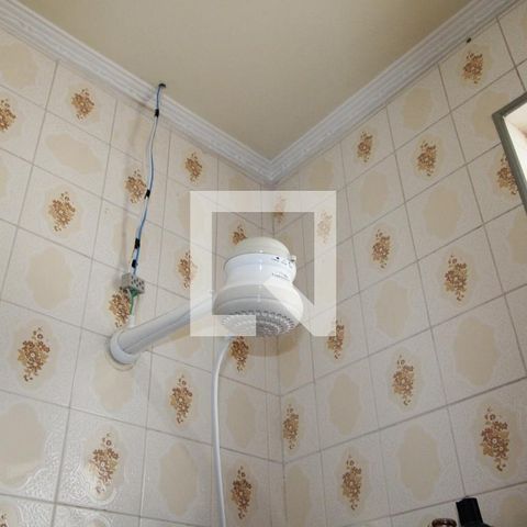 Casa à venda com 360m², 4 quartos e 8 vagasBanheiro da Suíte - Quarto 3