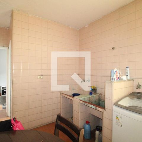 Casa à venda com 360m², 4 quartos e 8 vagasÁrea de Serviço