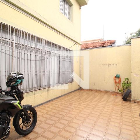 Casa à venda com 360m², 4 quartos e 8 vagasGaragem