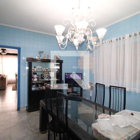 Casa à venda com 360m², 4 quartos e 8 vagasSala de Jantar e Cozinha