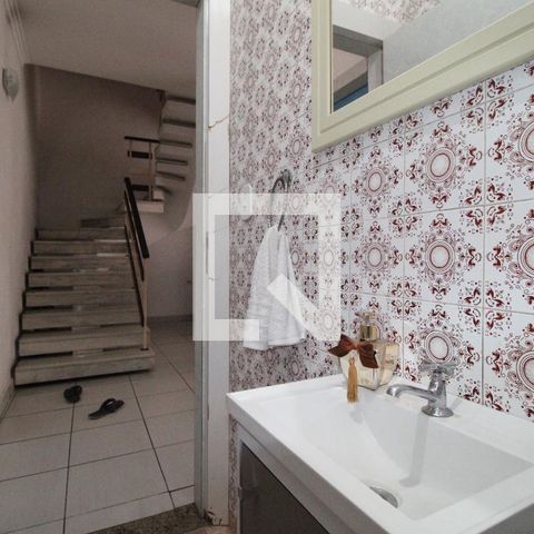 Casa à venda com 360m², 4 quartos e 8 vagasLavabo