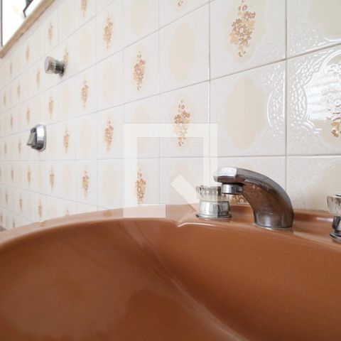 Casa à venda com 360m², 4 quartos e 8 vagasBanheiro 1