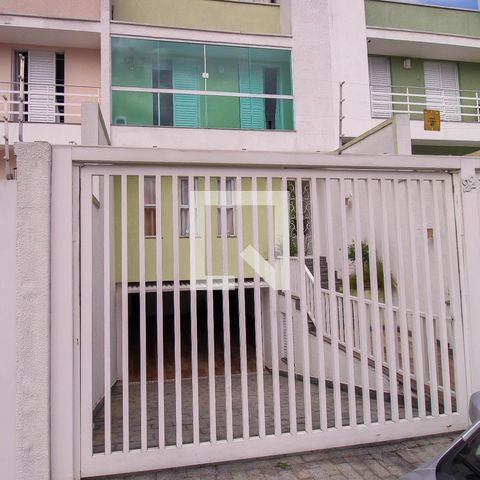 Casa à venda com 250m², 3 quartos e 4 vagasFachada
