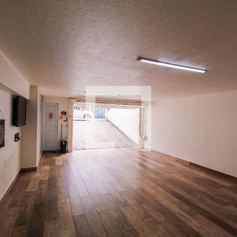 Casa à venda com 250m², 3 quartos e 4 vagasGaragem