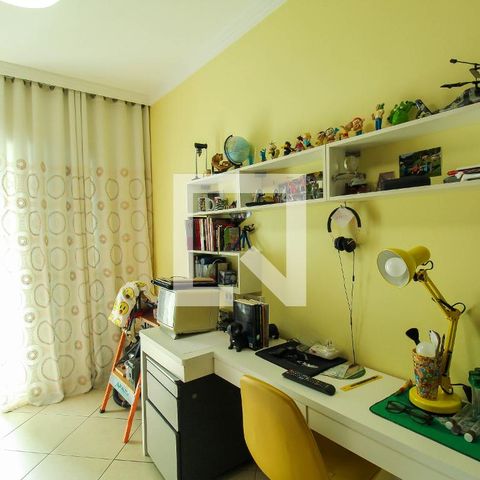 Casa à venda com 250m², 3 quartos e 4 vagasQuarto 2