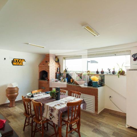 Casa à venda com 250m², 3 quartos e 4 vagasChurrasqueira