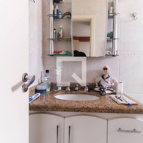 Casa à venda com 250m², 3 quartos e 4 vagasBanheiro da Suíte 3