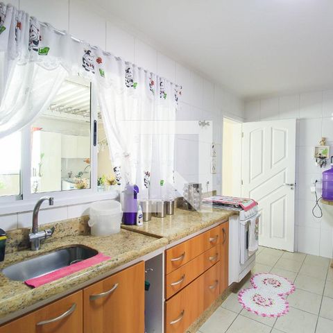 Casa à venda com 250m², 3 quartos e 4 vagasCozinha