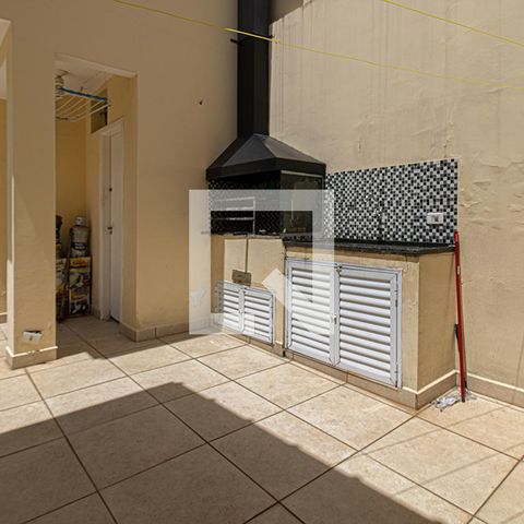 Casa à venda com 225m², 4 quartos e 6 vagasÁrea comum 