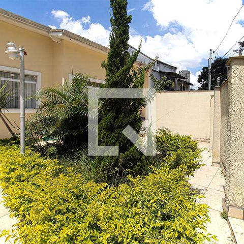 Casa à venda com 225m², 4 quartos e 6 vagasÁrea comum 