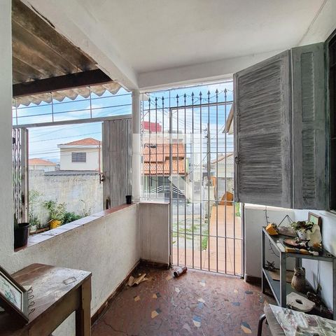 Casa para alugar com 361m², 3 quartos e 5 vagas Casa para alugar com 361m², 3 quartos e 5 vagasEntrada