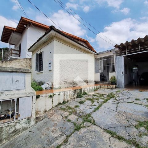 Casa para alugar com 361m², 3 quartos e 5 vagas Casa para alugar com 361m², 3 quartos e 5 vagasFrente