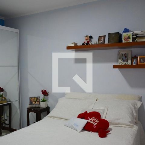 Casa à venda com 200m², 3 quartos e 4 vagasSuite