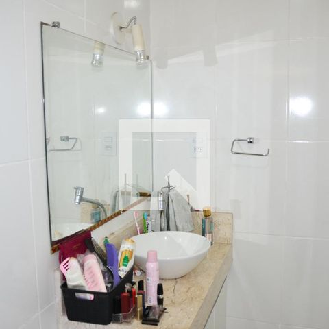 Casa à venda com 200m², 3 quartos e 4 vagasBanheiro Suite