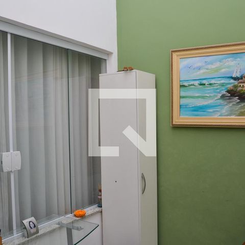 Casa à venda com 200m², 3 quartos e 4 vagasEscritório