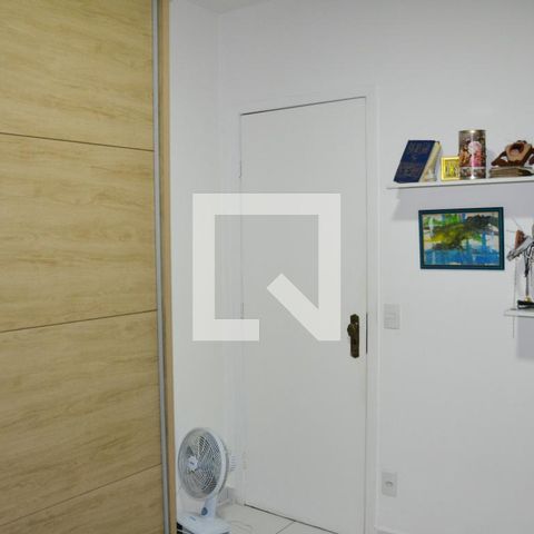 Casa à venda com 200m², 3 quartos e 4 vagasQuarto 2