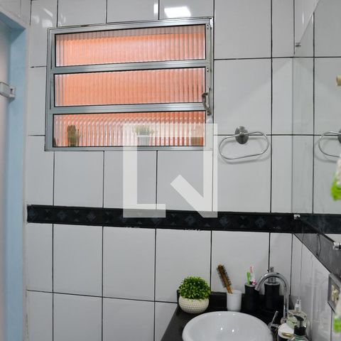 Casa à venda com 200m², 3 quartos e 4 vagasBanheiro Social
