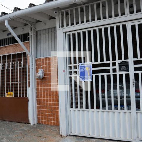 Casa à venda com 200m², 3 quartos e 4 vagasFachada