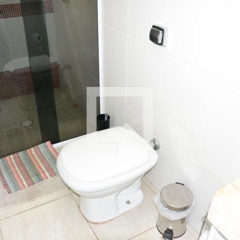 Casa à venda com 200m², 3 quartos e 4 vagasBanheiro Suite