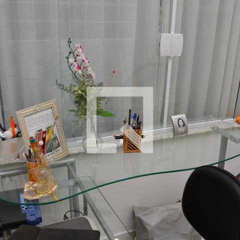 Casa à venda com 200m², 3 quartos e 4 vagasEscritório