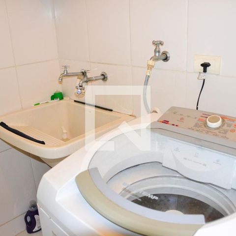 Casa à venda com 200m², 3 quartos e 4 vagasÁrea de Serviço