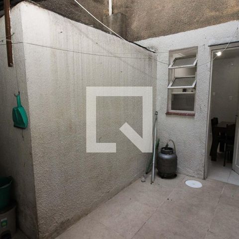 Apartamento à venda com 75m², 2 quartos e sem vagaÁrea de Serviço