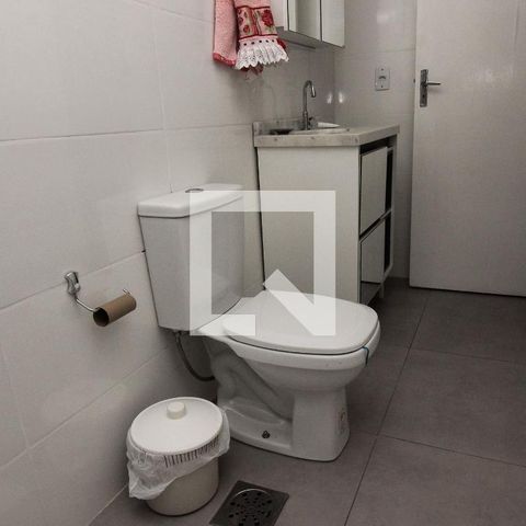 Apartamento à venda com 75m², 2 quartos e sem vagaBanheiro