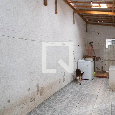 Casa à venda com 160m², 3 quartos e 1 vaga Casa à venda com 160m², 3 quartos e 1 vagaQuintal + área de serviço