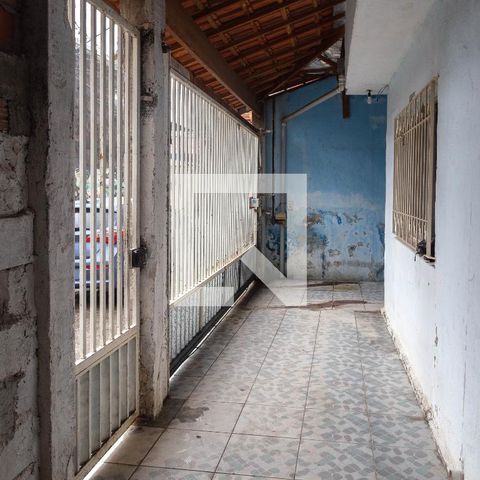 Casa à venda com 160m², 3 quartos e 1 vaga Casa à venda com 160m², 3 quartos e 1 vagaQuintal + área de serviço