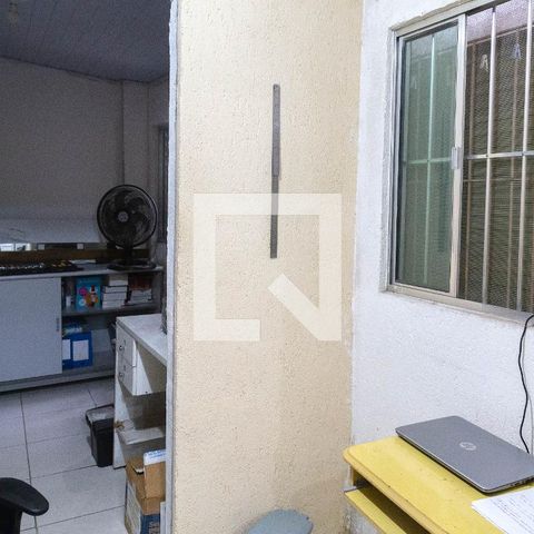 Casa à venda com 160m², 3 quartos e 1 vaga Casa à venda com 160m², 3 quartos e 1 vagaEdícula
