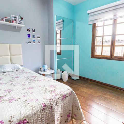 Casa à venda com 228m², 3 quartos e 2 vagasQuarto 1