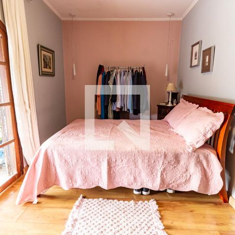 Casa à venda com 228m², 3 quartos e 2 vagasSuíte