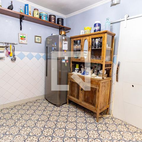 Casa à venda com 228m², 3 quartos e 2 vagasCozinha
