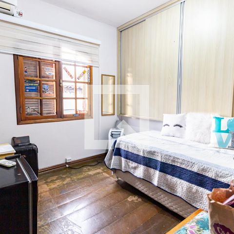 Casa à venda com 228m², 3 quartos e 2 vagasQuarto 2