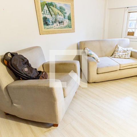 Casa à venda com 228m², 3 quartos e 2 vagasEscritório