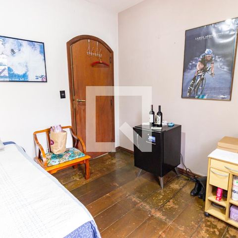 Casa à venda com 228m², 3 quartos e 2 vagasQuarto 2