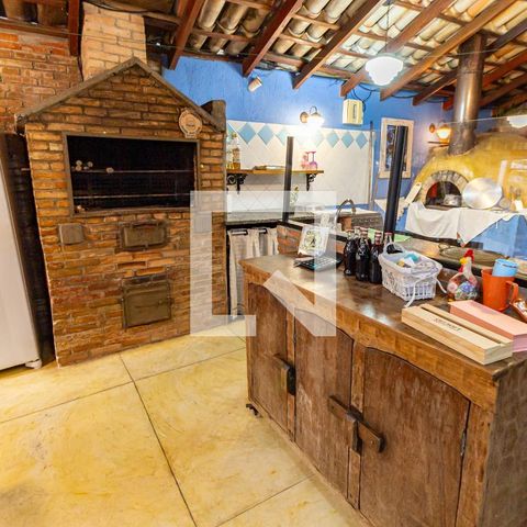 Casa à venda com 228m², 3 quartos e 2 vagasÁrea gourmet