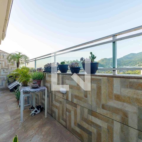 Apartamento à venda com 120m², 3 quartos e 1 vaga Apartamento à venda com 120m², 3 quartos e 1 vagaCobertura