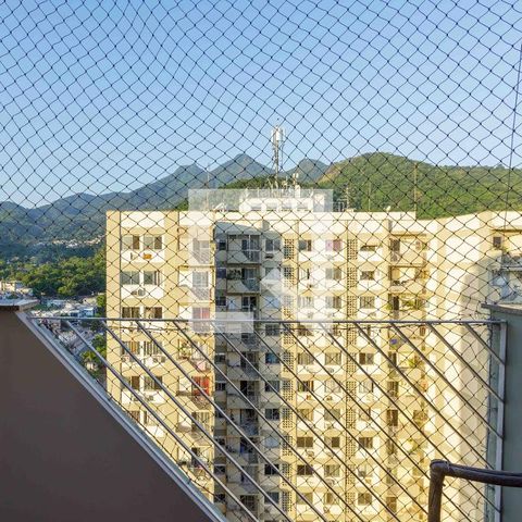 Apartamento à venda com 120m², 3 quartos e 1 vaga Apartamento à venda com 120m², 3 quartos e 1 vagaVaranda
