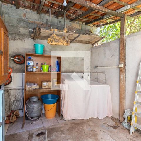 Casa à venda com 70m², 2 quartos e 2 vagas Casa à venda com 70m², 2 quartos e 2 vagasÁrea de Serviço