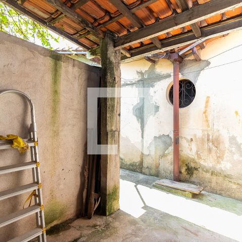 Casa à venda com 70m², 2 quartos e 2 vagas Casa à venda com 70m², 2 quartos e 2 vagasÁrea de Serviço