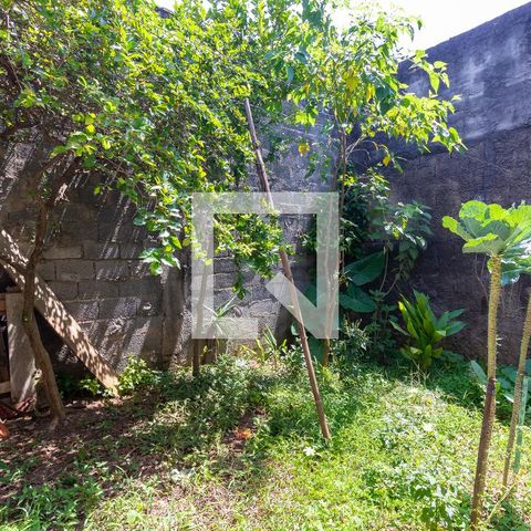Casa à venda com 70m², 2 quartos e 2 vagas Casa à venda com 70m², 2 quartos e 2 vagasQuintal