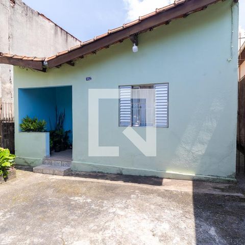 Casa à venda com 70m², 2 quartos e 2 vagas Casa à venda com 70m², 2 quartos e 2 vagasGaragem