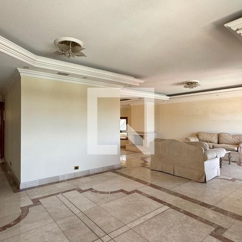 Casa de condomínio à venda com 975m², 4 quartos e 8 vagasSala de Jantar