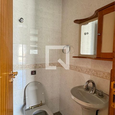 Casa de condomínio à venda com 975m², 4 quartos e 8 vagasBanheiro