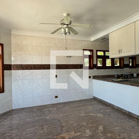 Casa de condomínio à venda com 975m², 4 quartos e 8 vagasCozinha