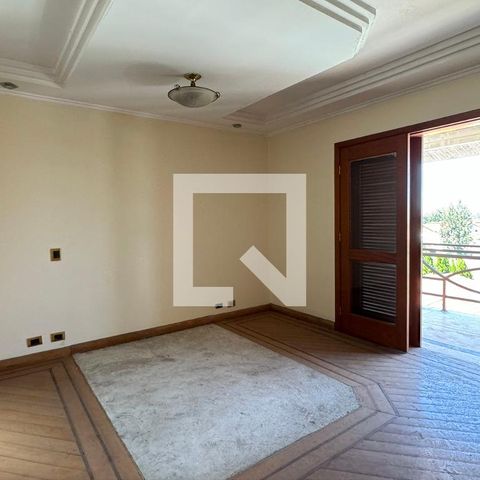 Casa de condomínio à venda com 975m², 4 quartos e 8 vagasSuíte 3